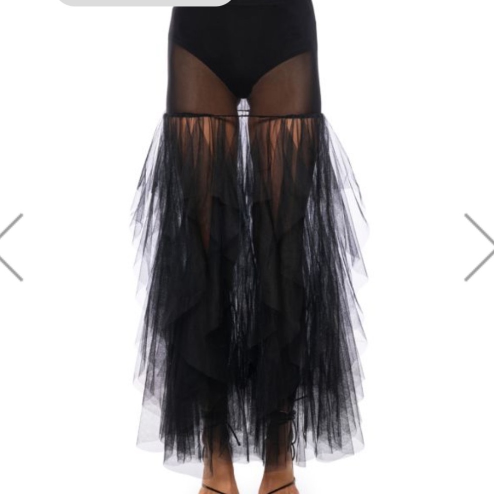 Elegant Black Sheer Tulle Skirt. Size S. Like New